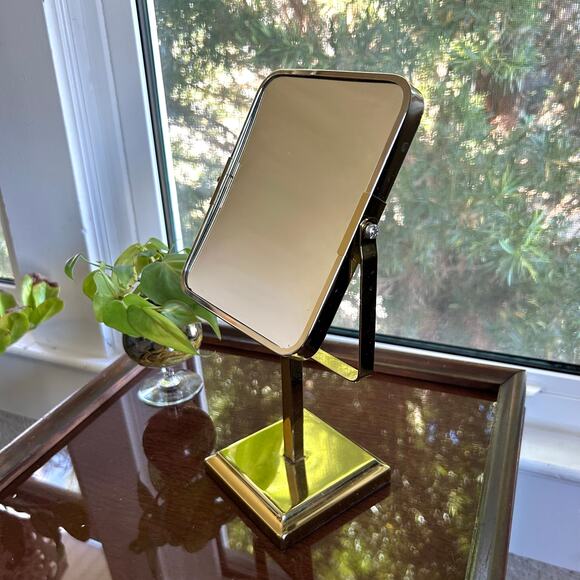 Mid-Century Brass Vanity Mirror on Pedestal Stand – Rectangular Tilt Design - Picture 2 of 14